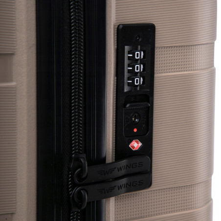 Walizka twarda WINGS średnia polipropylen HWF02 M CHAMPAGNE 63 l