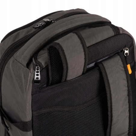 Plecak podróżny z funkcją torby na kółkach bagaż turystyczny Wings czarny