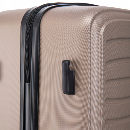 Walizka WINGS twarda średnia ABS CT01 M CHAMPAGNE 63 l