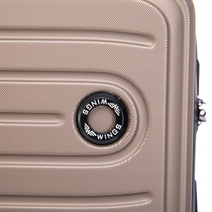 Walizka WINGS twarda kabinowa ABS CT01 S CHAMPAGNE 38 l